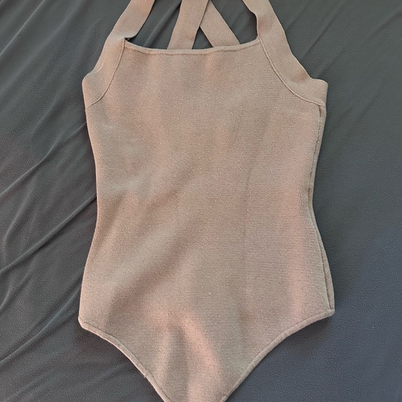 Abercrombie crossback sweater bodysuit small tan - Picture 2 of 5